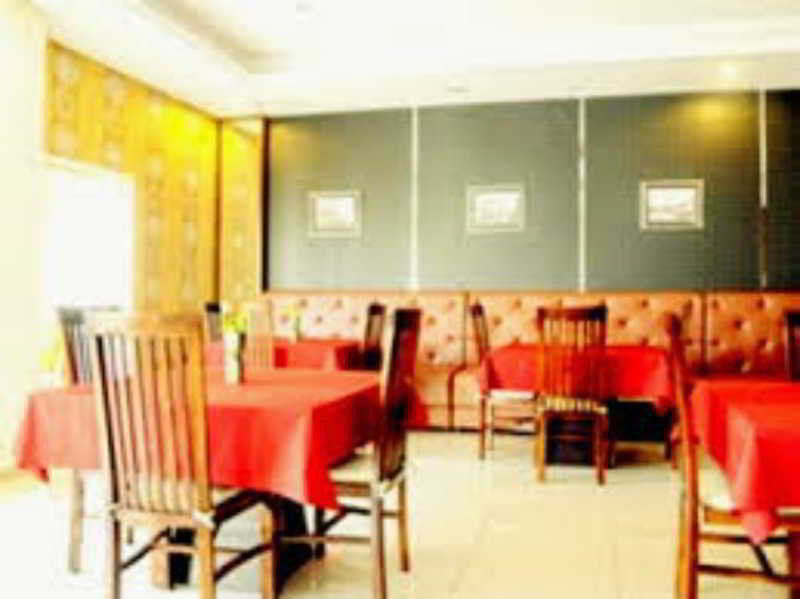Bekizaar Hotel Surabaya Kültér fotó